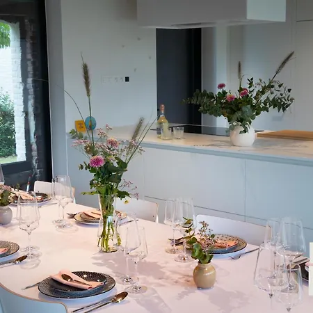 Villa Black Box By De Schrijfbar - Vakantiewoning Haspengouw